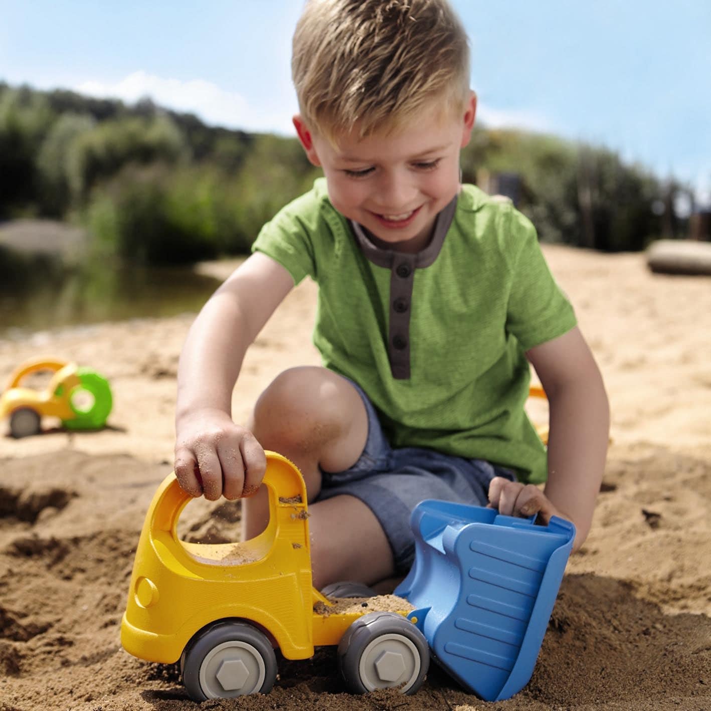 Sand Play Dump Truck for Beach and Sandbox, Ages 1.5 and Up