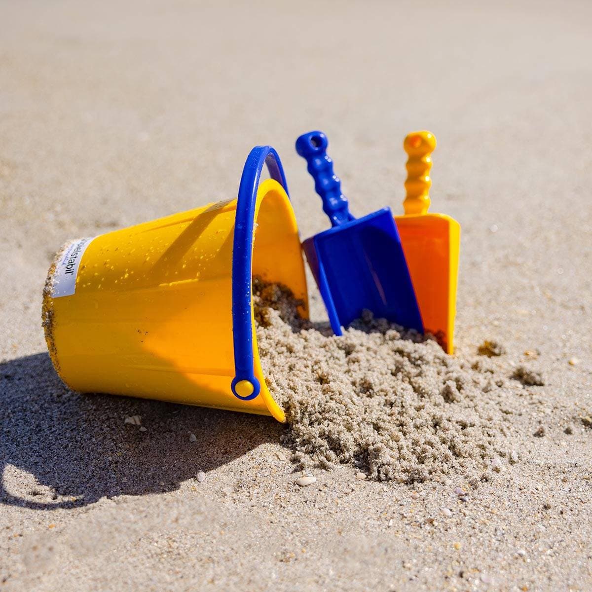 Spielstabil Sand Toys Bundle with Bucket, Scoops and Sieve