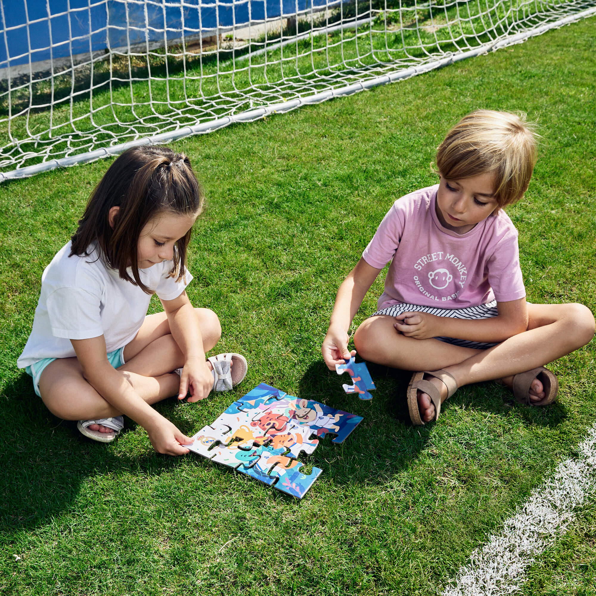 Real Madrid 12-Piece Puzzle for Ages 2 and Up