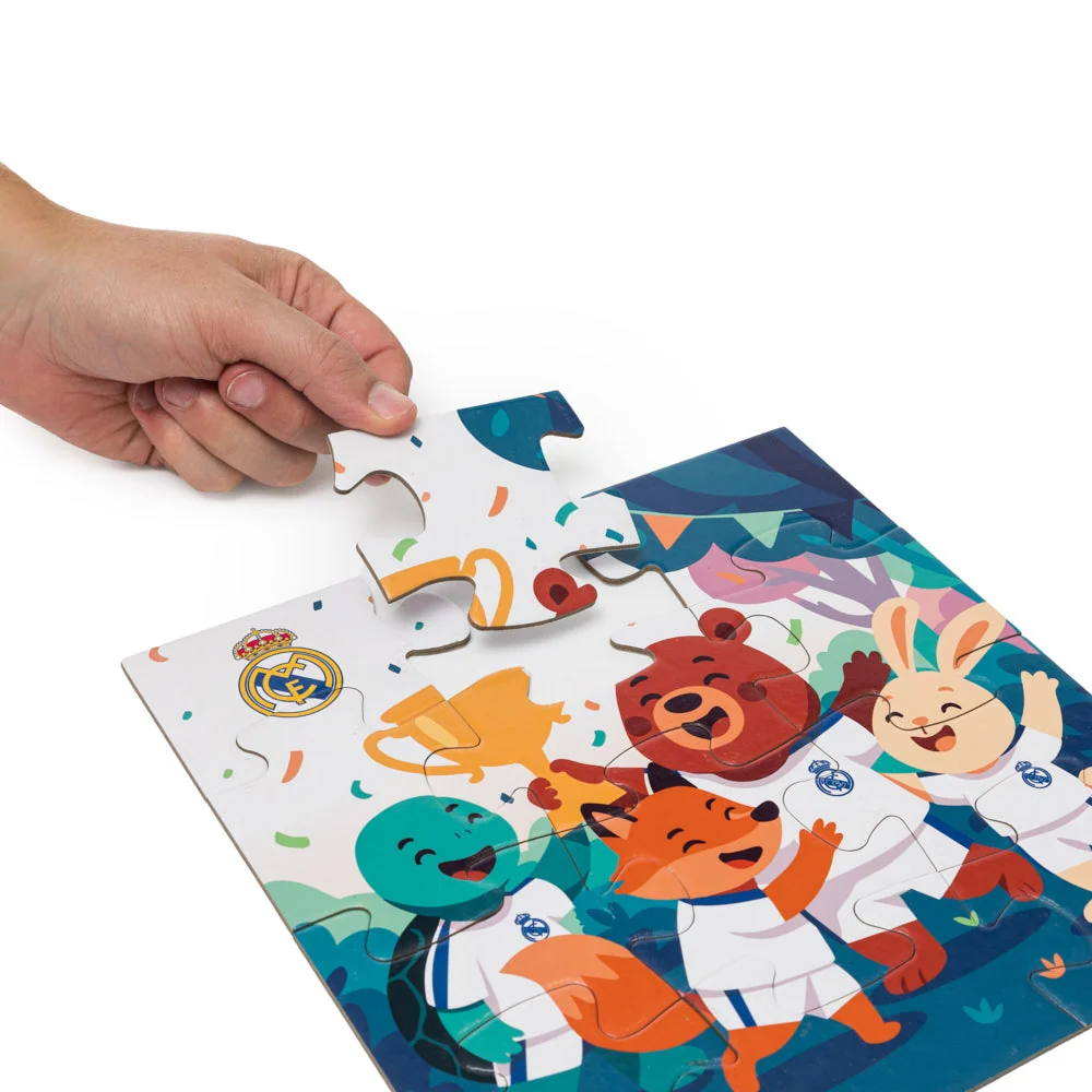 Real Madrid 12-Piece Puzzle for Ages 2 and Up