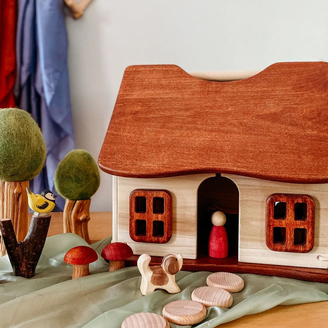 Thimbleberry Cottage Classic Wooden Dollhouse by Bella Luna Toys