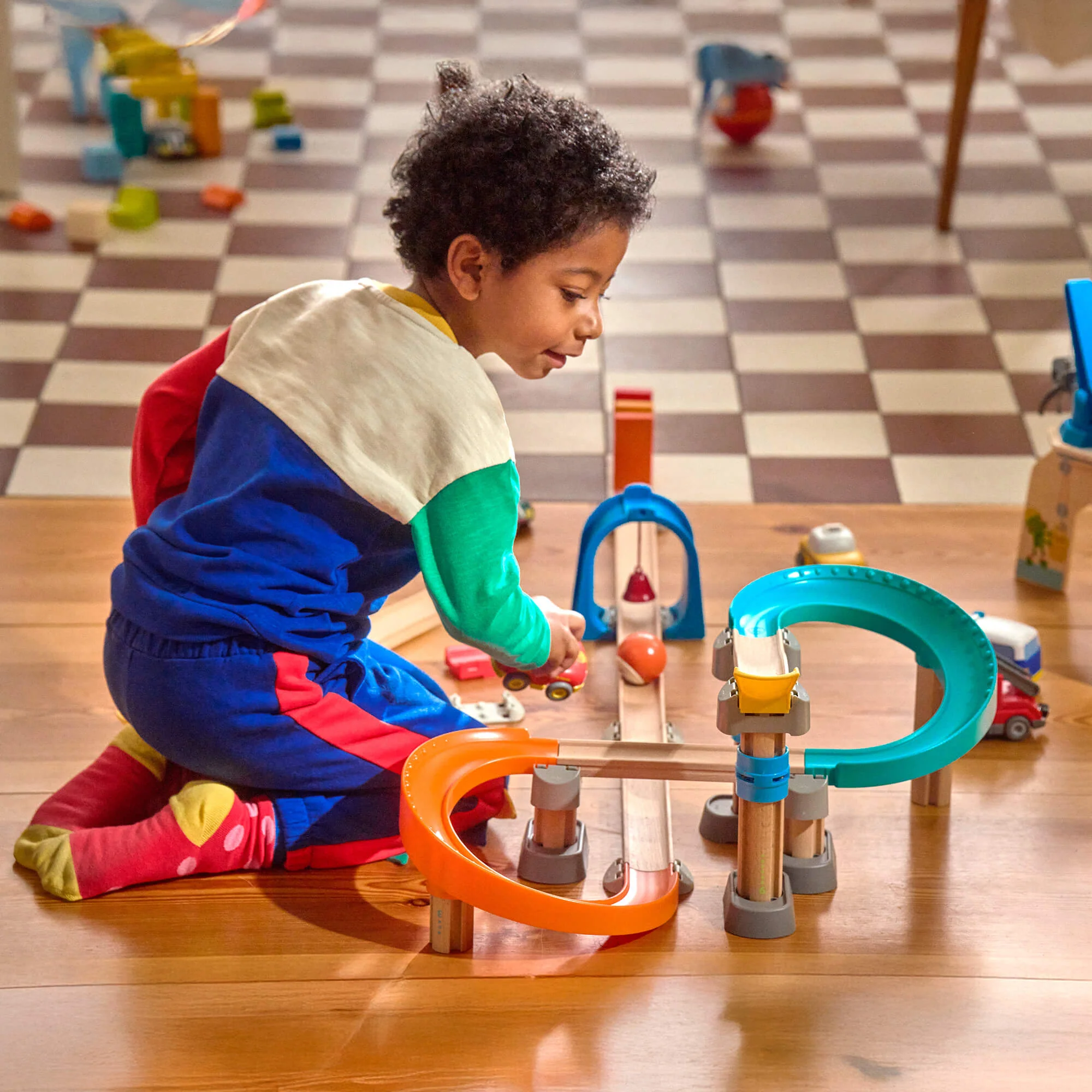 Kullerbu Colorful Curves Build & Grow 39-Piece Ball Track Set