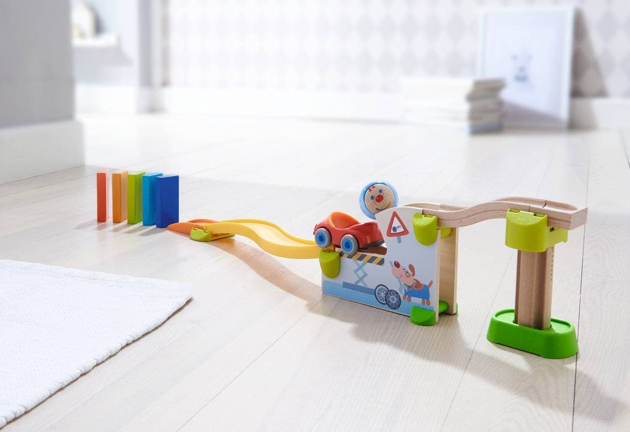 Kullerbu Jump into Car Dominoes 16-Piece Play Set with Bret Boomer