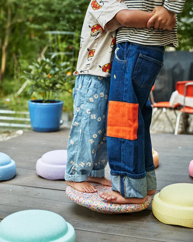 Stapelstein Balance and Stepping Stone Set With Balance Board