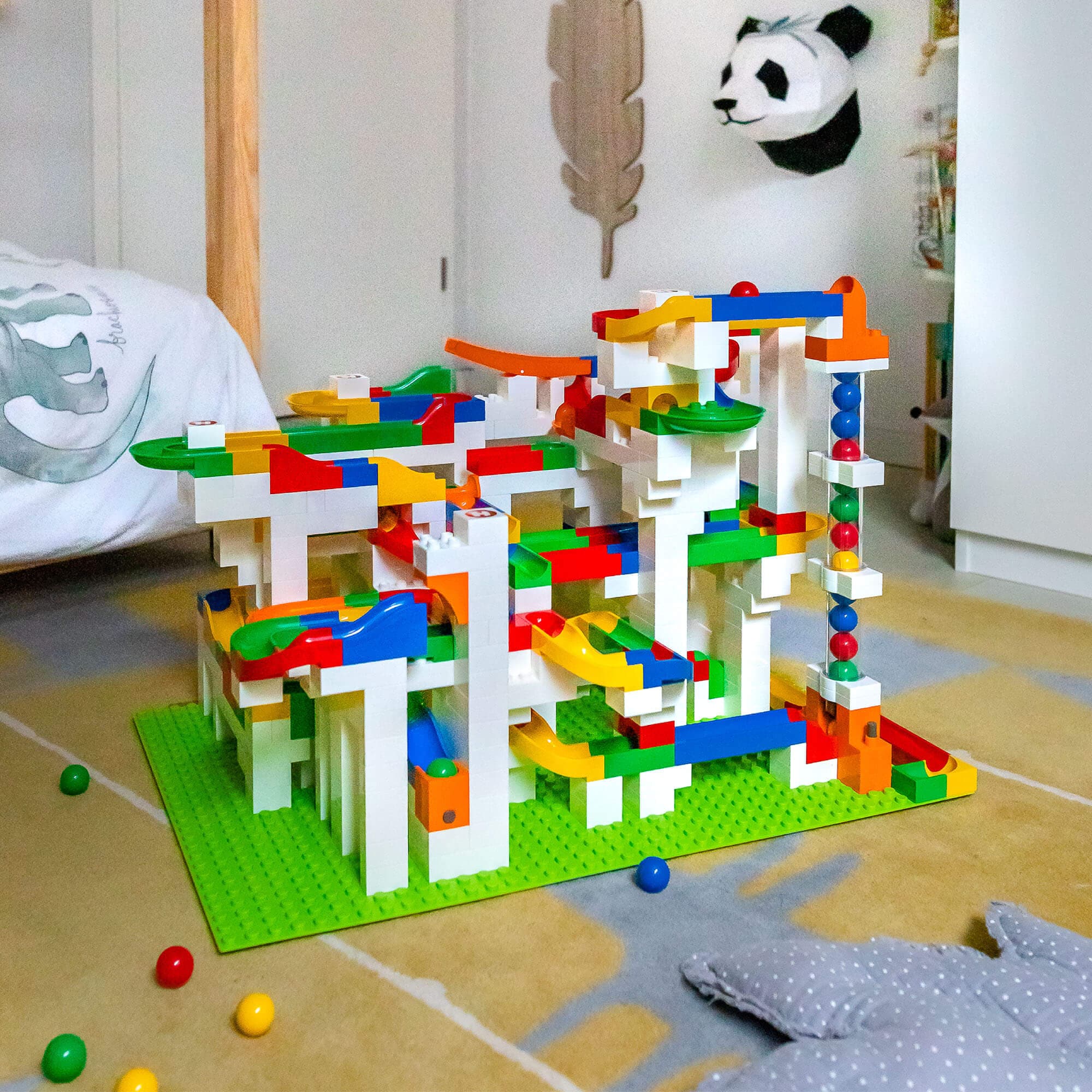 Hubelino Mega Building Box Set with Marble Run Pieces