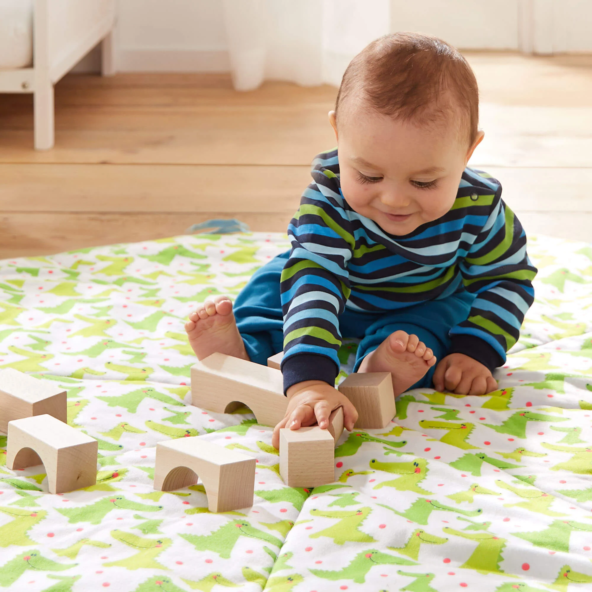 HABA Basic Building Blocks 26 Piece Starter Set in Solid Beech Wood