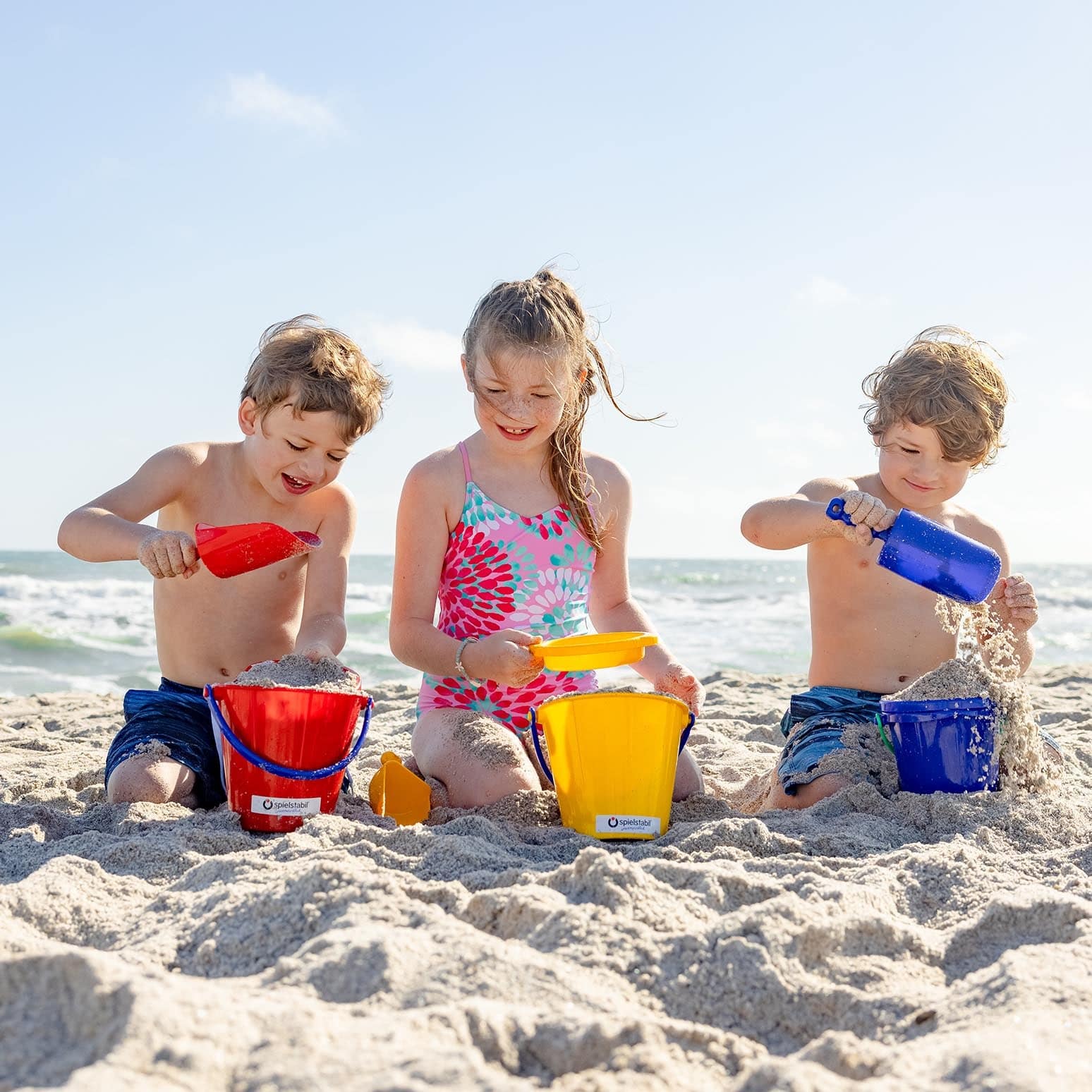 Spielstabil Large Sand and Snow Scoop for Kids