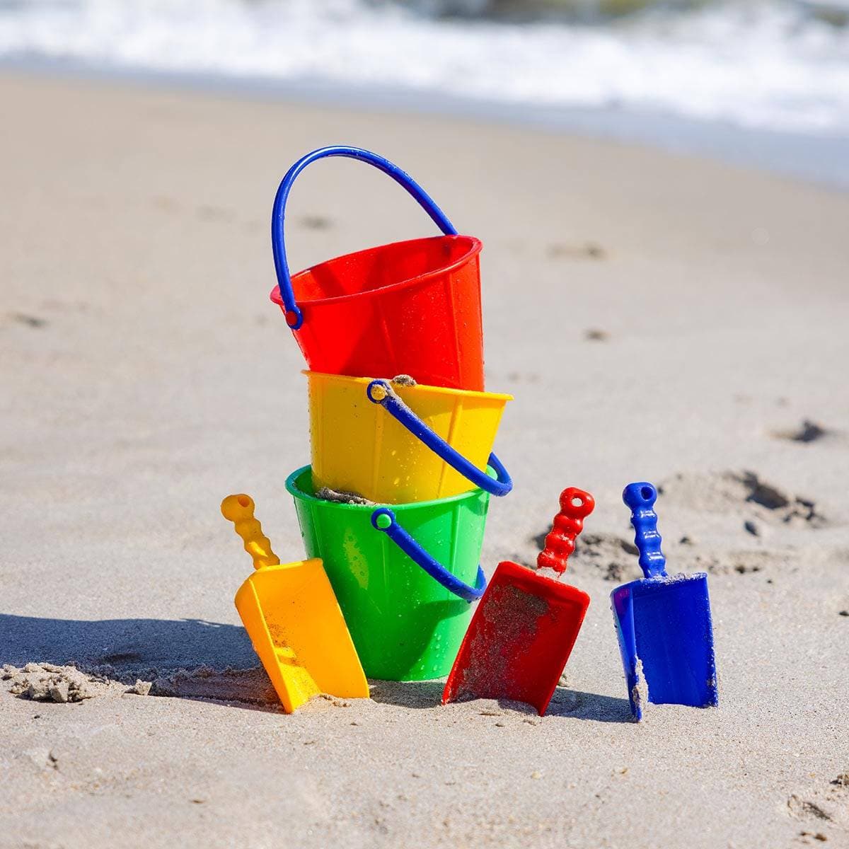 Spielstabil Sandbox Essentials Bundle with 8 Large Pails and 8 Scoops