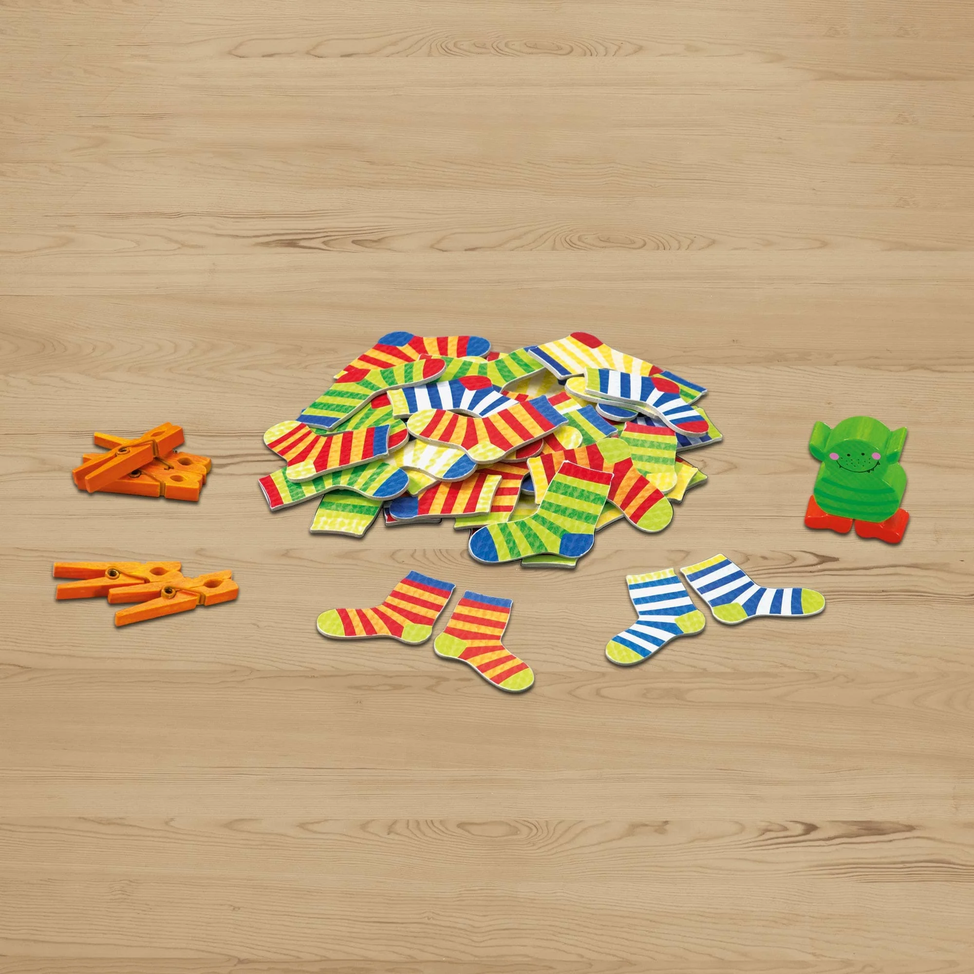 Socken Zocken Sock Matching Game for 2-6 Players Ages 4+