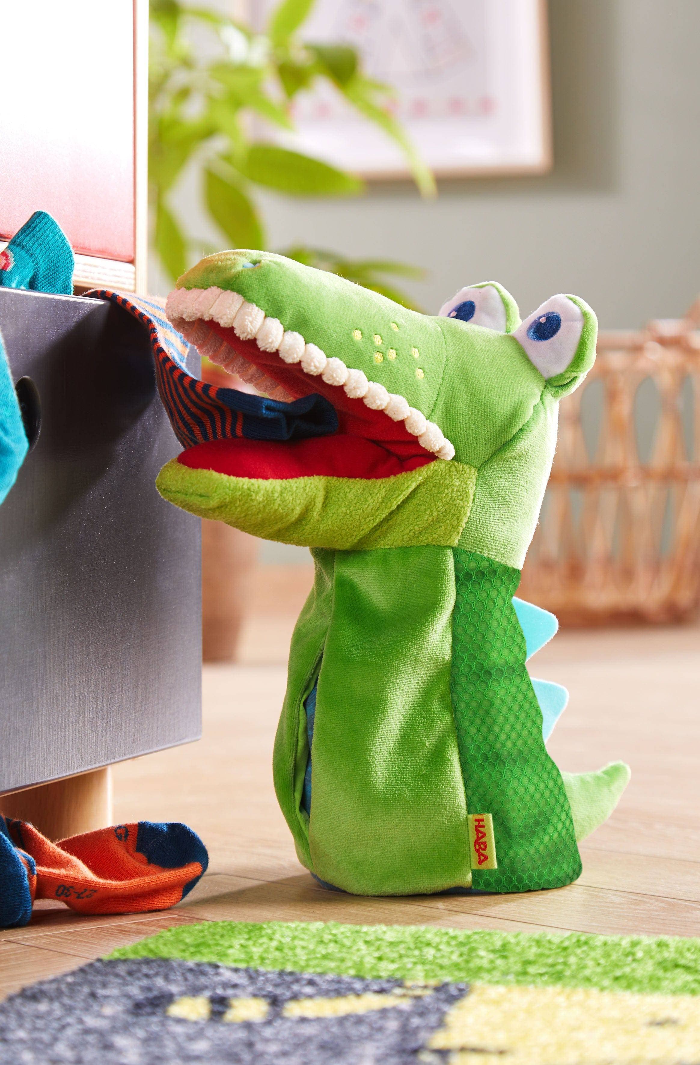 Eat-It-Up Croco Glove Puppet with Belly Bag for Food