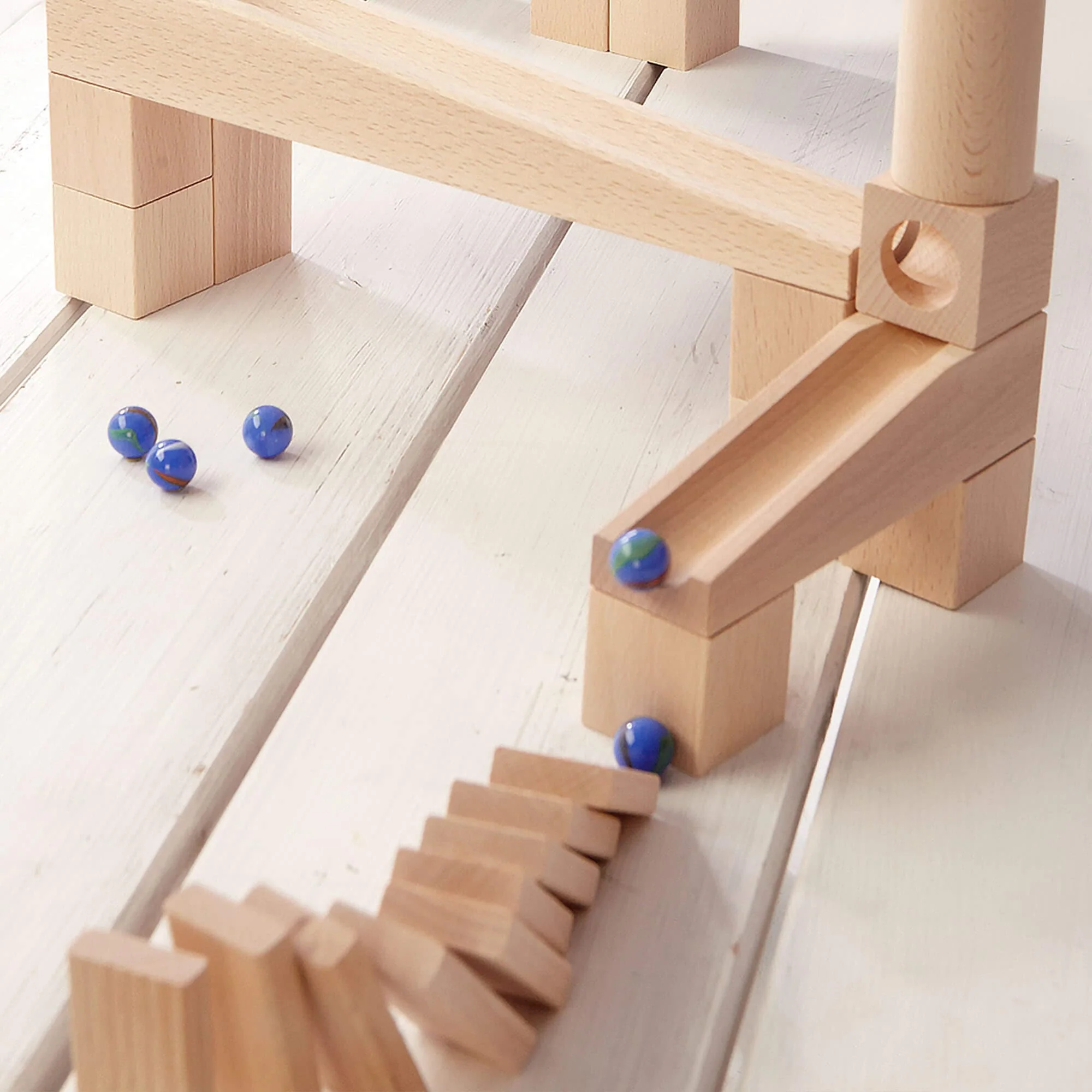 Marble Run Starter Set with Wooden Blocks, Ramps and Marbles
