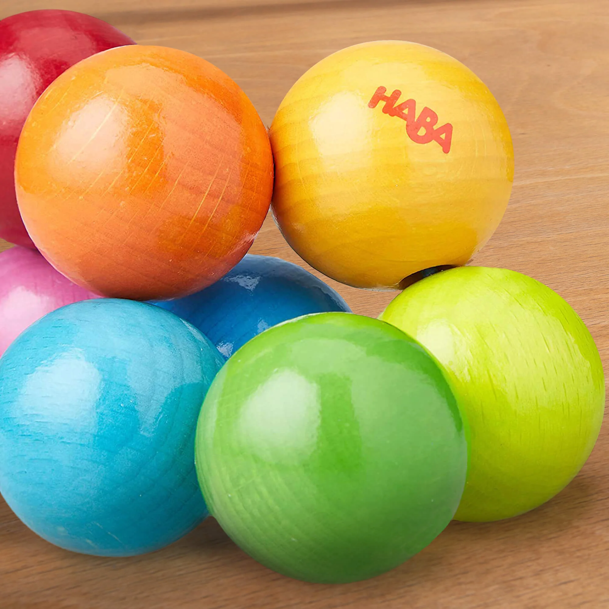 Magica Wooden Grasping and Teething Toy for Babies 6 Months and Up