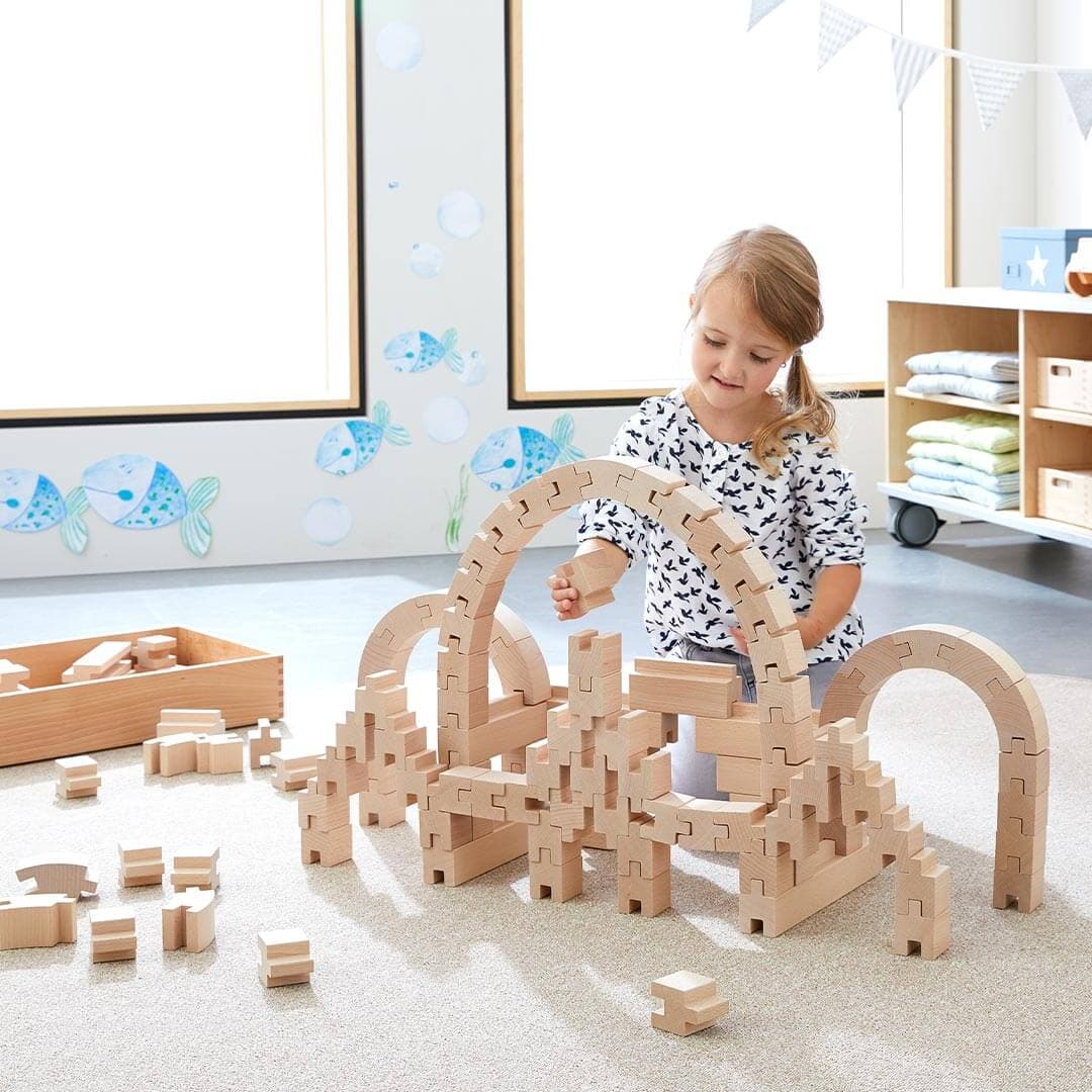 Interlocking Wooden Beech Blocks Construction Set for Curves and Arches