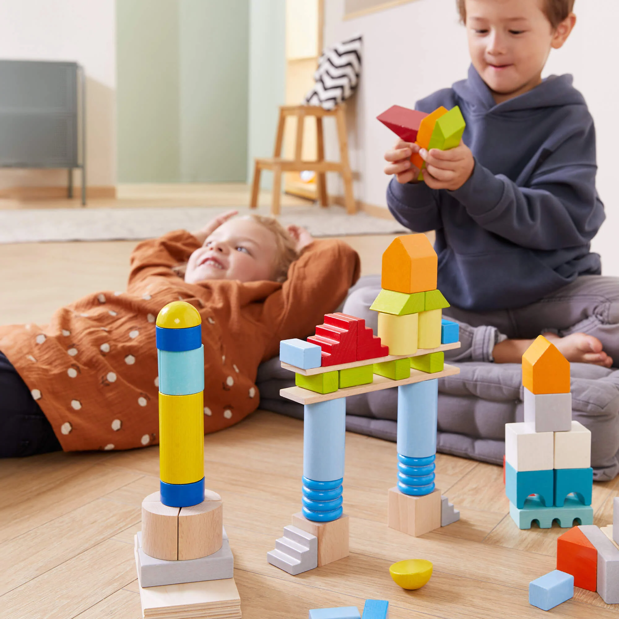 Colored Wooden Building Blocks 85 Piece Set with Cotton Bag