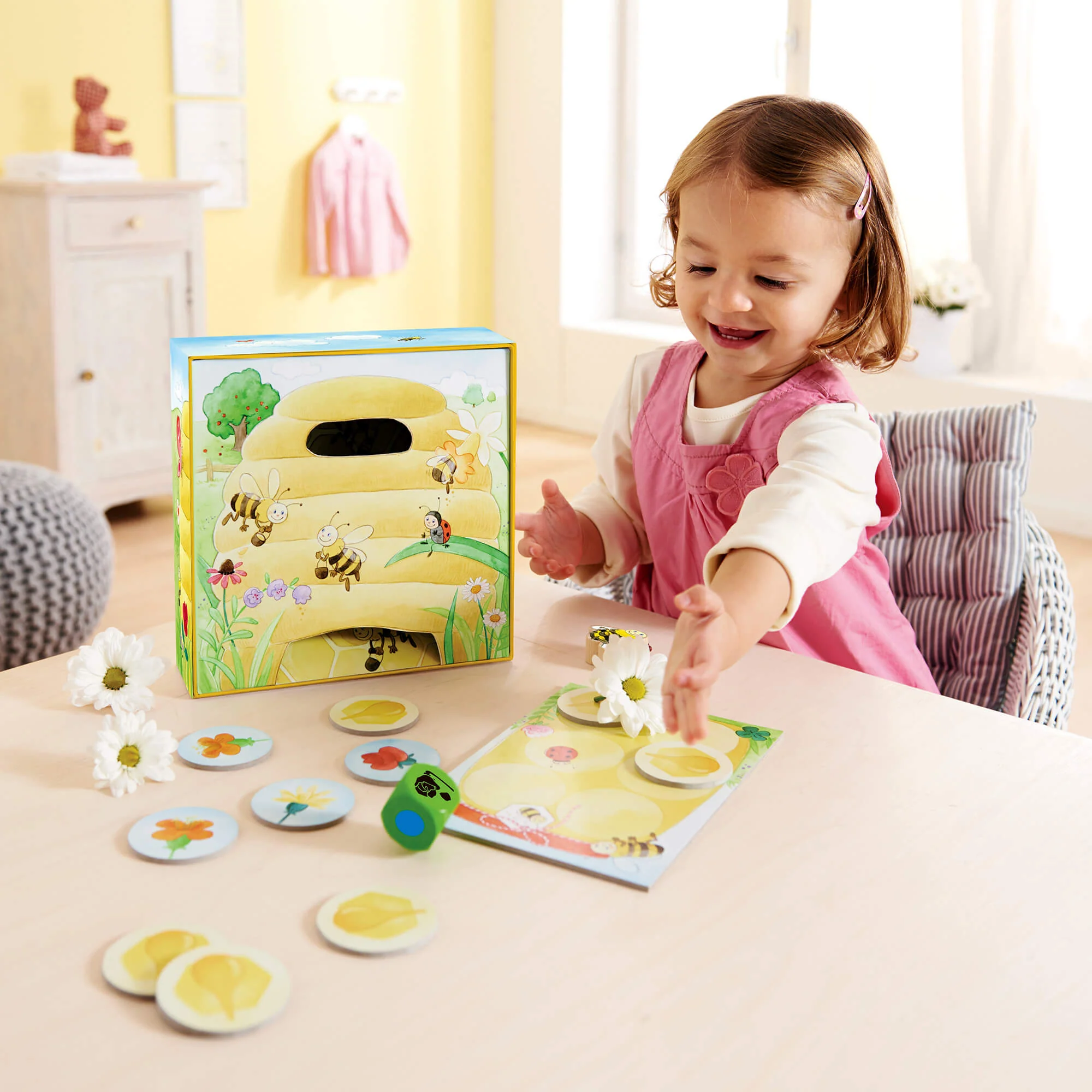 My Very First Games Hanna Honeybee Cooperative Toddler Game for Ages 2+